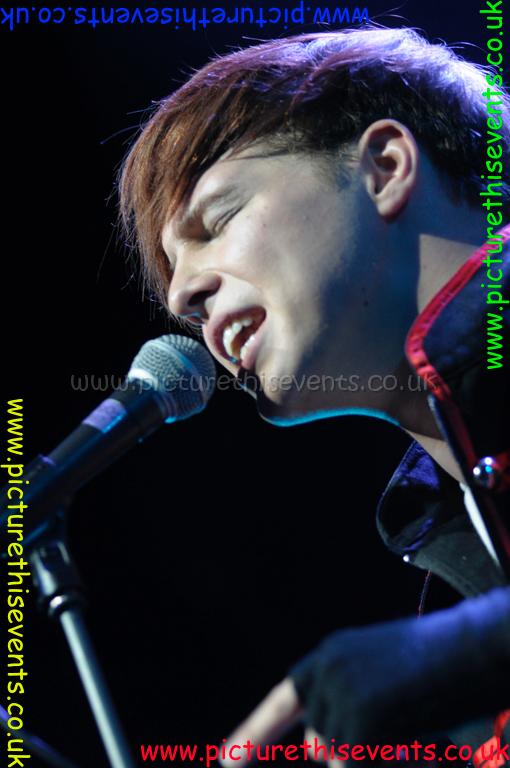 Glow_0090.jpg