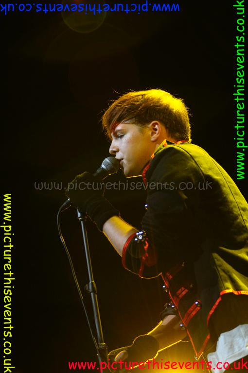 Glow_0103.jpg