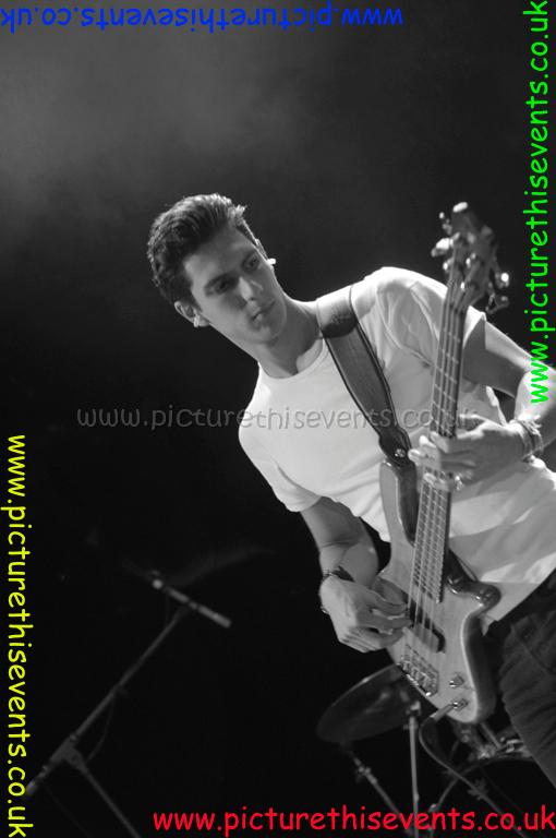 Glow_0143.jpg