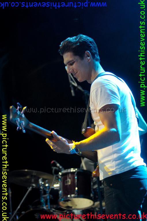 Glow_0153.jpg