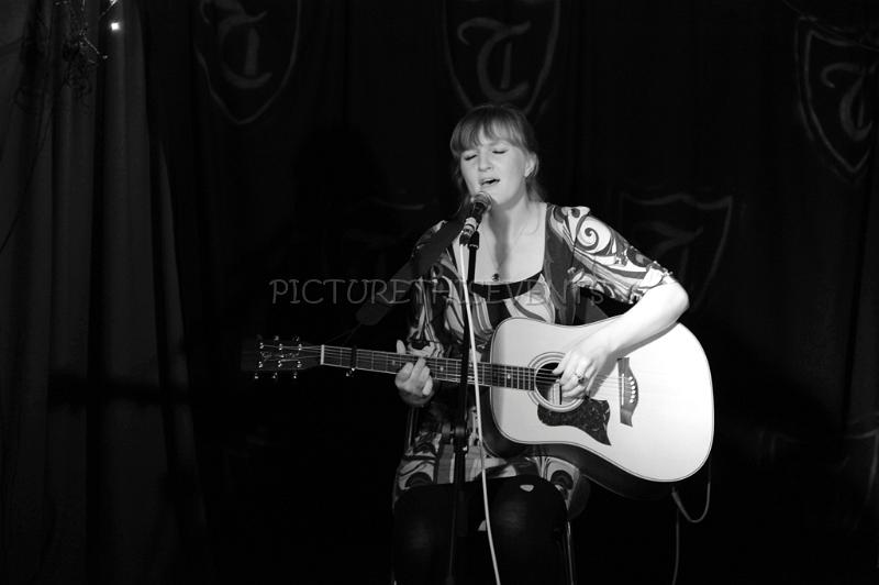 TroubadourClub_0189.jpg