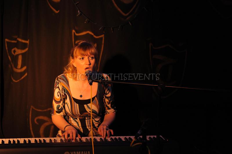 TroubadourClub_0201.jpg