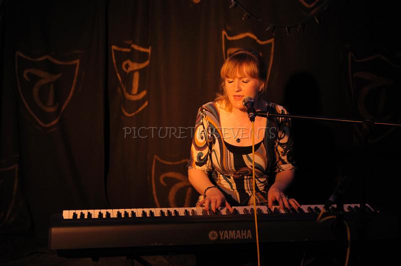 TroubadourClub_0202.jpg