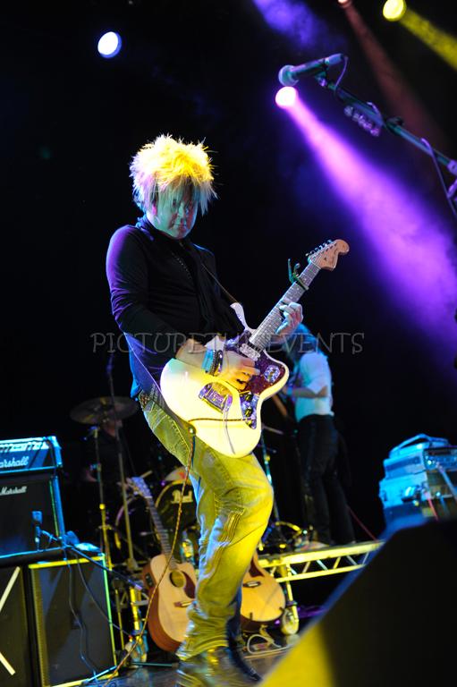 glow_2003.jpg