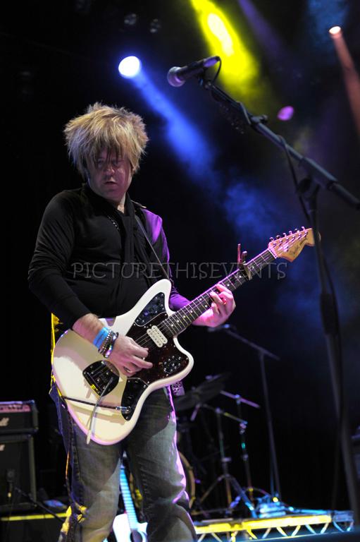glow_2004.jpg