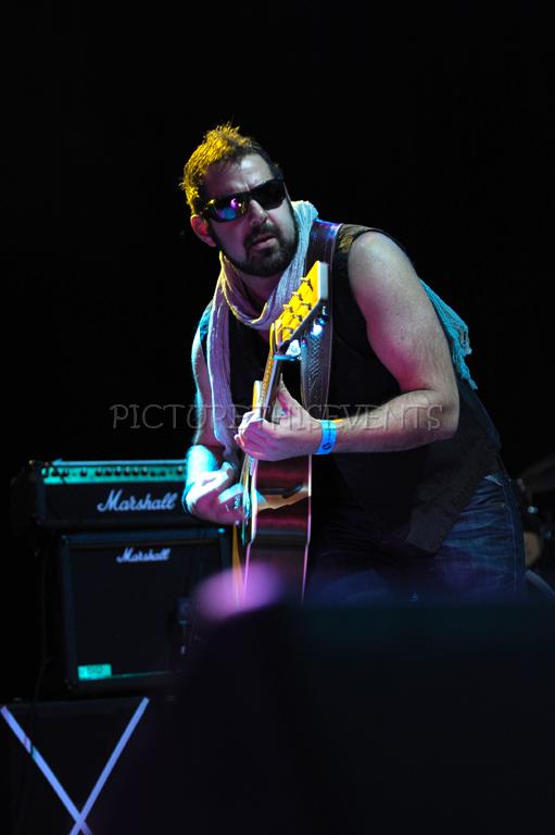 glow_2011.jpg