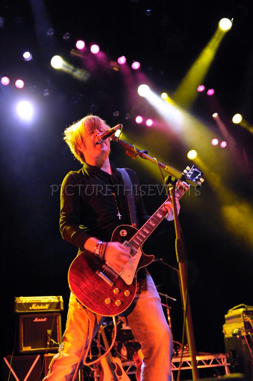 glow_2381.jpg