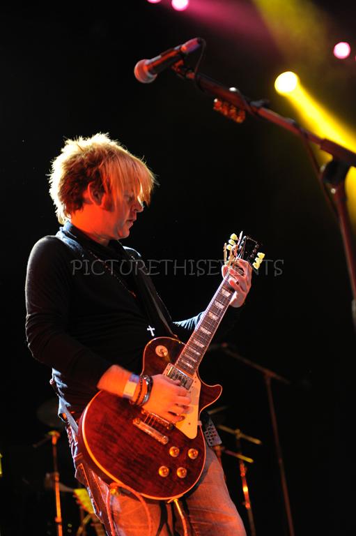 glow_2411.jpg