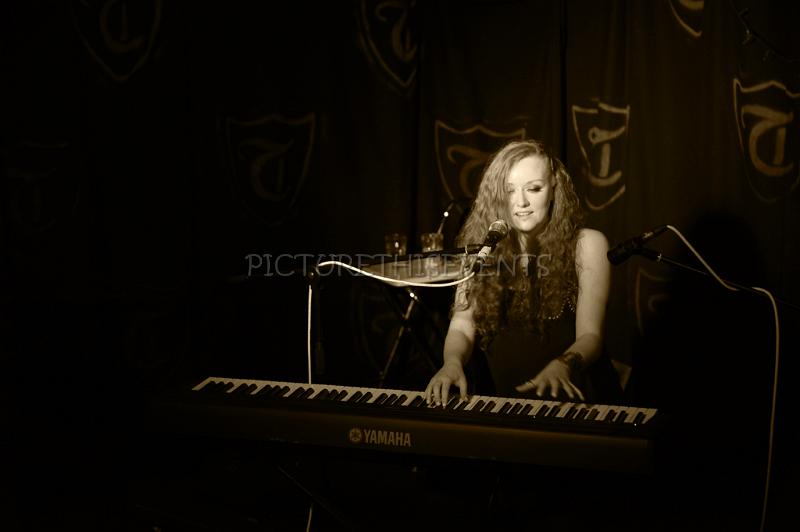 TroubadourClub_0285.jpg