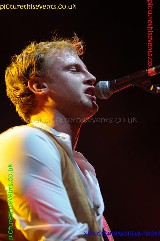 Glow_0502.jpg