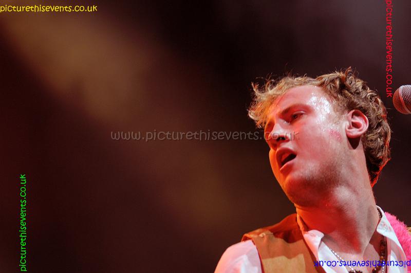 Glow_0513.jpg