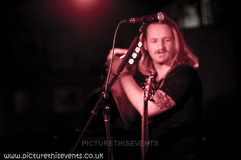 Plectrum.jpg
